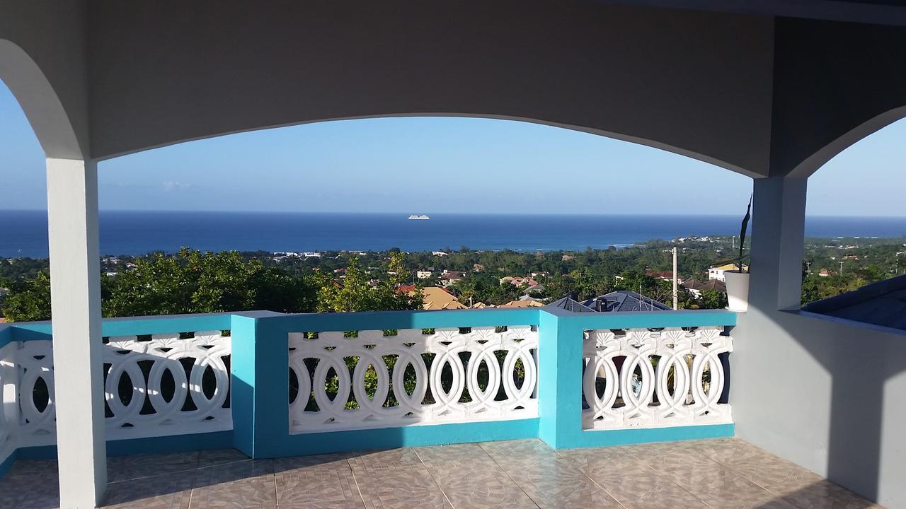 Bailey'S Bed And Breakfast Runaway Bay Exterior foto