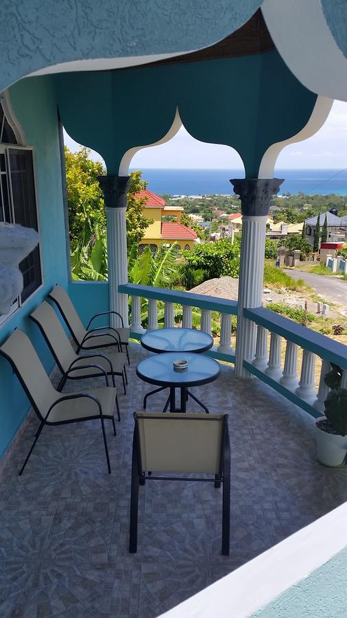 Bailey'S Bed And Breakfast Runaway Bay Exterior foto